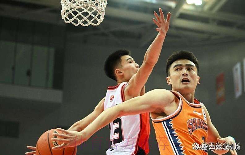 北控男篮分享赛前训练片段：新援罗汉琛跟队训练